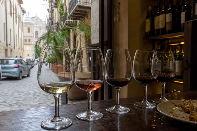 5 Wines With Snacks