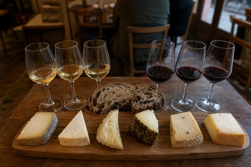 6 Cheeses, 6 Wines