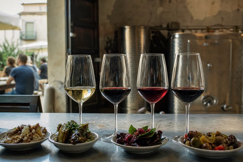 4 Wines With Tapas